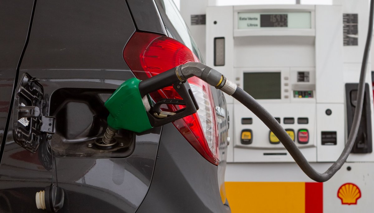 La Enap anunció una nueva disminución en el precio de los combustibles ...
