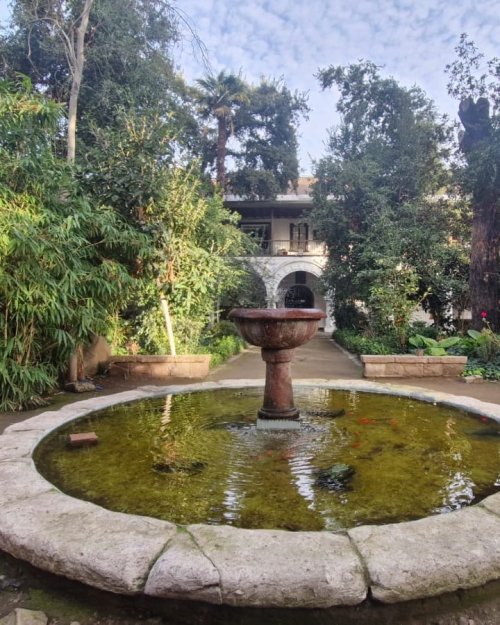 Museo San Francisco: Un refugio patrimonial y pulmón verde en el corazón de Santiago