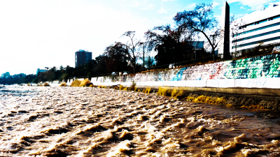 Río Sena apto para al baño: ¿Es factible copiar la idea en el Mapocho?