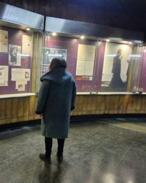 El legado de Gabriela Mistral también vive en el corazón del Metro de Santiago