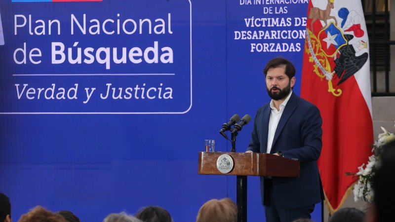 Día Internacional de las y los Detenidos Desaparecidos: Boric critica “negacionismo” y “liviandad” ante desapariciones en dictadura