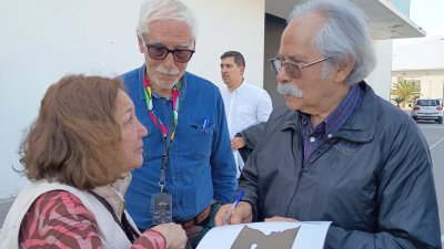 Alejandro “Mono” González: “Soy un trabajador del arte, un ciudadano comprometido con la historia de mi país”