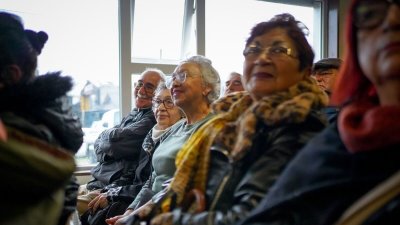 Mes del Adulto Mayor: Especialistas entregan los seis pilares para envejecer con salud y bienestar