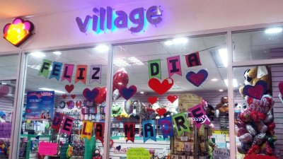 ¿Amante de las esquelas y tarjetas?: El regreso de Village despertó la memoria afectiva de miles de chilenos