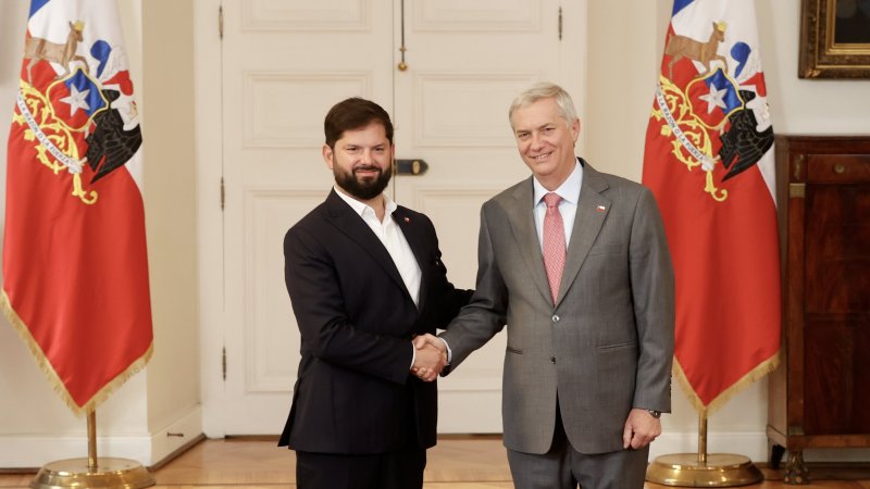 Presidente Boric recibe en La Moneda a José Antonio Kast