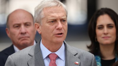 Autor de libro de Kast y su cercanía al pinochetismo más duro: “Las personas con las que se rodea siguen siendo colaboradores civiles de la dictadura”