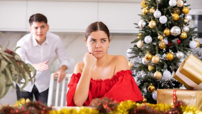 ¿Con los tuyos o con los míos?: El conflicto que genera en las parejas elegir con quién pasar las fiestas de fin de año
