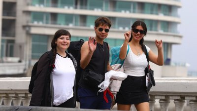 Cuidar los ojos en verano: El rol clave de los lentes de sol frente a la radiación ultravioleta