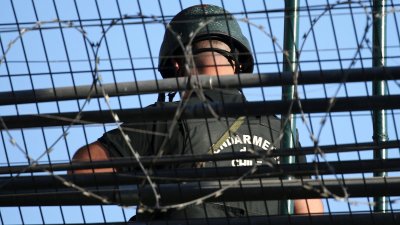 Crisis en Gendarmería: Elizalde apoya al ministro de Justicia y a director de institución