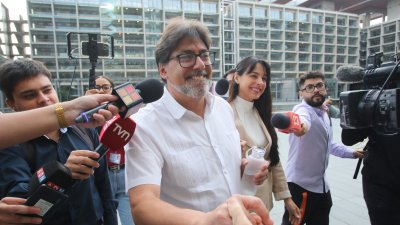 Justicia modifica cautelar a Jadue: deberá cumplir arresto domiciliario nocturno