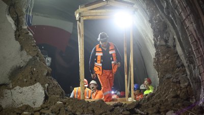 Futura Línea 7 del Metro: Se concretó encuentro de túneles en Cal y Canto