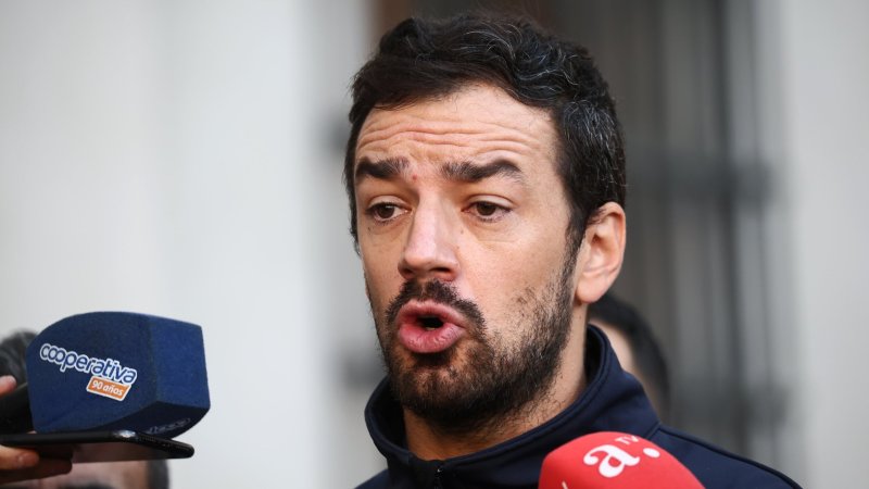 Vodanovic apunta contra el Gobierno por alza de bencinas: "Lo que no se puede entender es que el costo lo pague solo la gente sencilla"