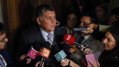 Ministro del Interior confirma que mañana megarreforma ingresará al Congreso