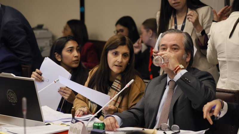 Comisión de Hacienda de la Cámara despacha proyecto de Reconstrucción Nacional