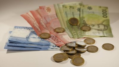 9 de cada 10 chilenos aseguran que que el sueldo les dura menos de dos semanas