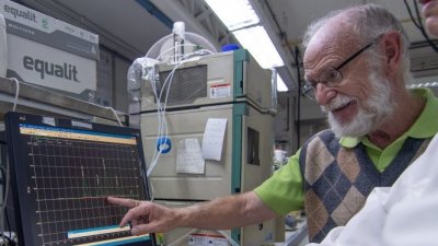 Usach presenta candidatura a premio Nacional de Ciencias Naturales 2026: “Soy el primer farmacólogo molecular que tiene Chile”