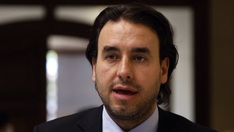 Mirosevic critica al PDG tras aprobación de "corazón" de megarreforma: "Entregaron lo grueso y ahora discuten lo accesorio"