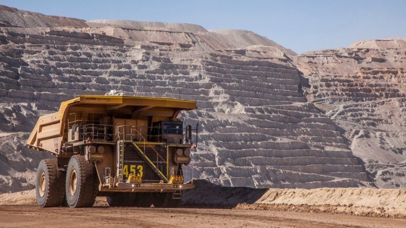 Precio récord del cobre: Las razones detrás del alza y el impacto que tendrá en la economía chilena