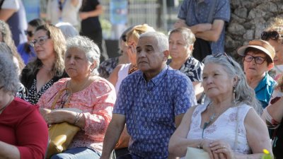 Desinformación, edadismo y riesgos: los prejuicios que rodean la sexualidad de las personas mayores