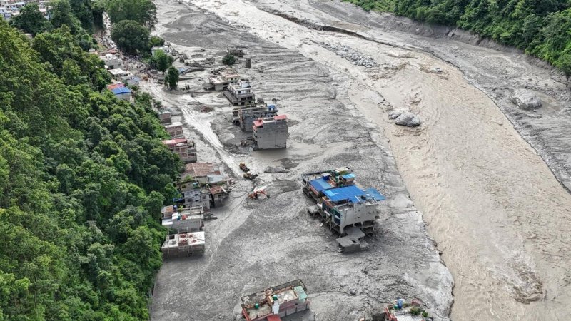 ¿Qué es un GLOF? La tragedia en Nepal alerta sobre el riesgo de los lagos glaciares en Chile