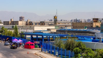Gobierno posterga ampliación de Santiago 1 por disputa judicial con la Municipalidad de Santiago
